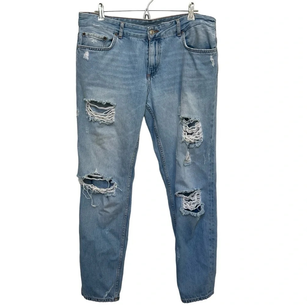 Zara Médium Rise Distressed Jeans Light Wash‎ Size 10